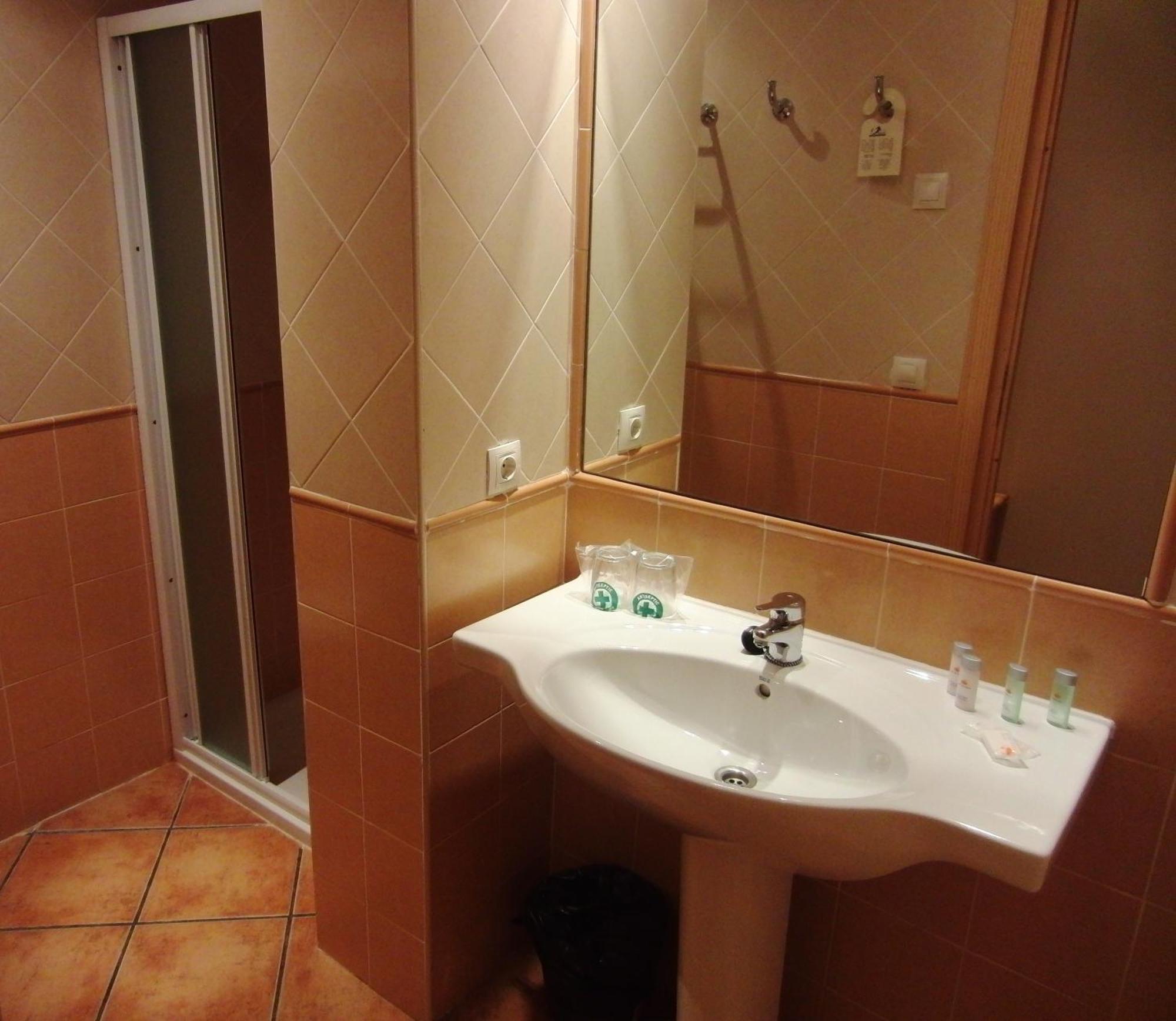 Hotel Supermolina Ла-Моліна Екстер'єр фото