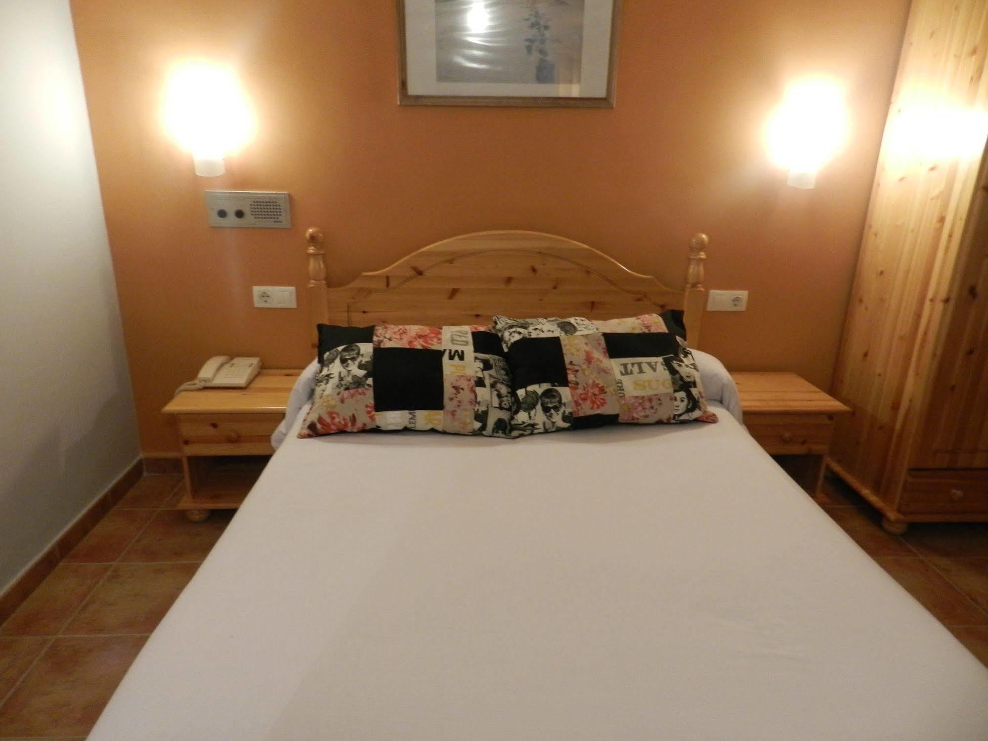 Hotel Supermolina Ла-Моліна Екстер'єр фото